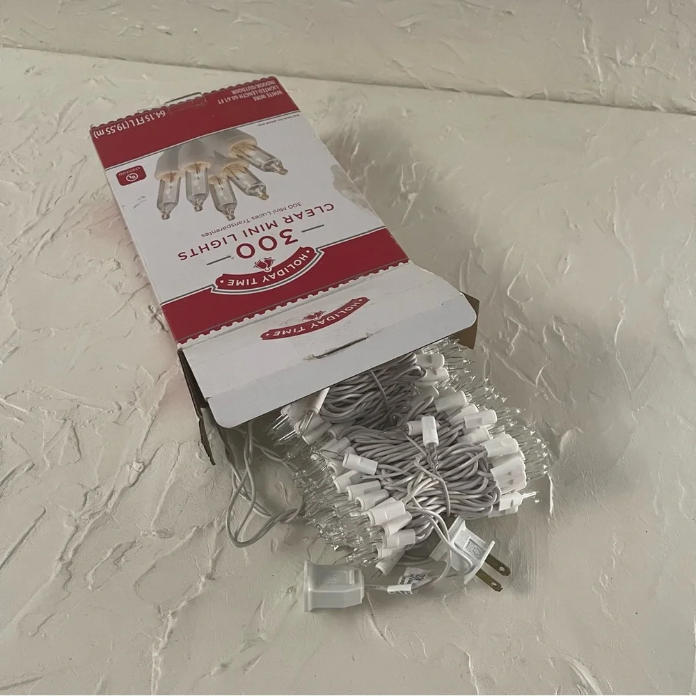 **Holiday Time Indoor and outdoor Clear Mini Christmas Lights